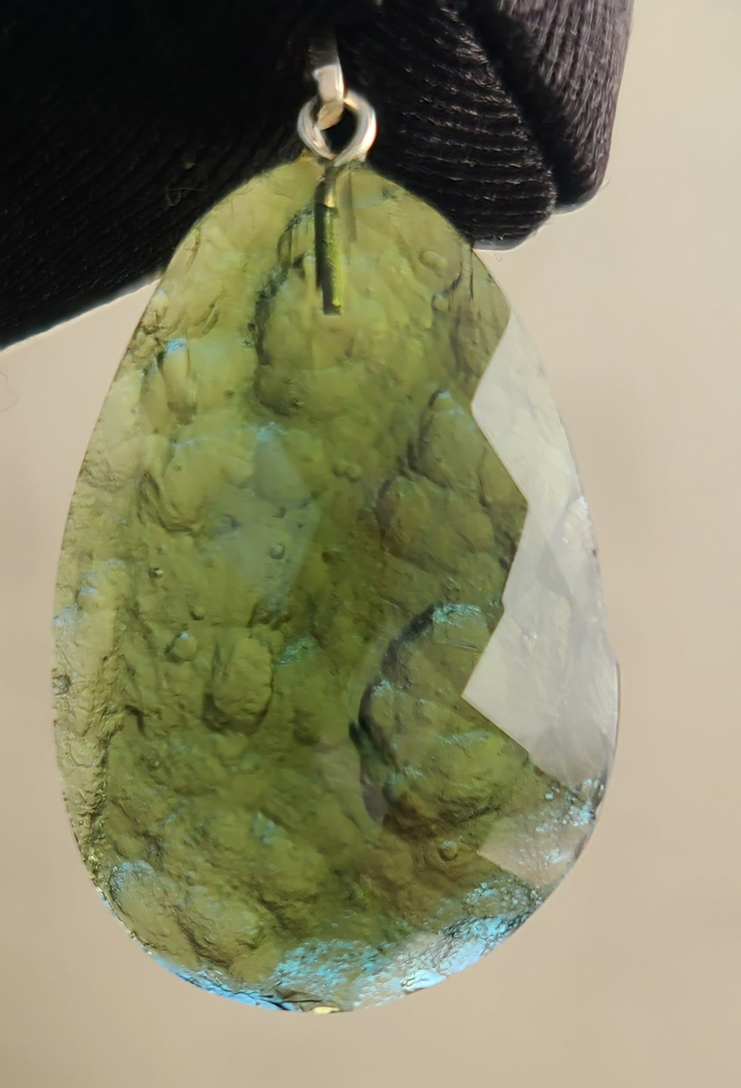 Large Faceted Authentic Moldavite Pendant 24.9 Carat (5 grams)